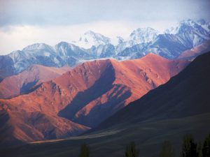 kyrgyzalataumtns2_kyrgyzstan