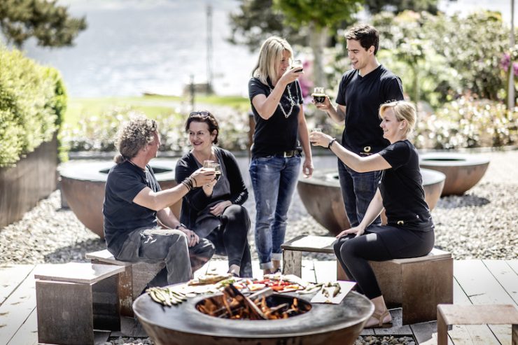 Der Feuerring: Blickfang für die Outdoorküche