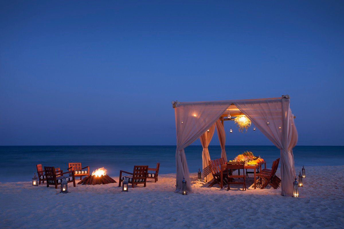 Top Ten Locations for A Romantic Candlelight Dinner