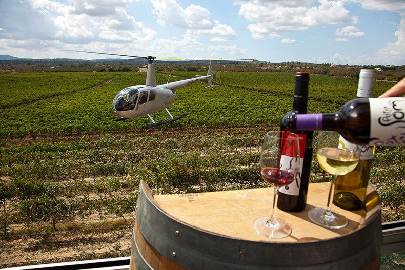 Helikopterflug und Wein Premiumpacket auf Mallorca