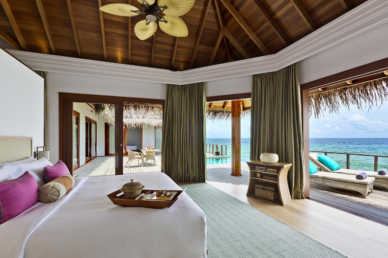 DUSIT THANI MALDIVES