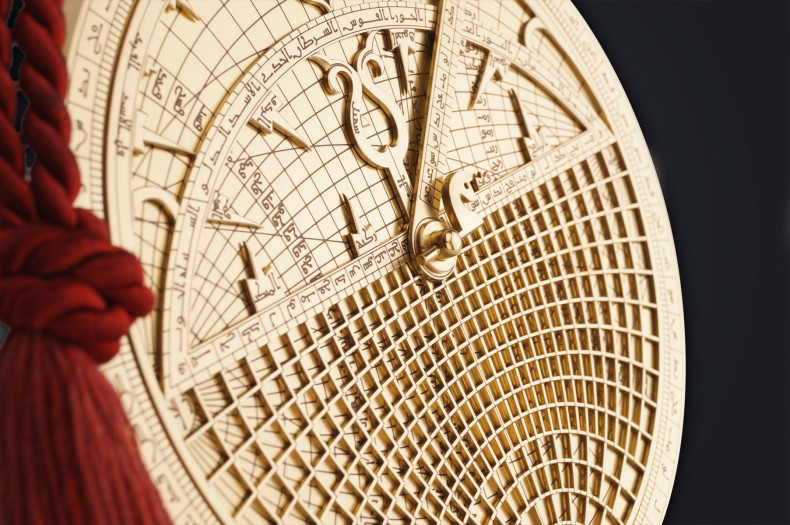 „Es ist ein ganz besonderer Zauber, mit einem Astrolabium den Himmel in Händen zu halten“ - CHRONOS Manufaktur