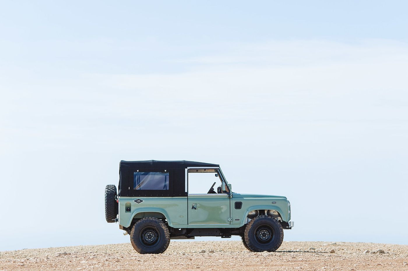 Einzigartiges mit Stil: Land Rover D90 Pastel Green bei UNIKATOO