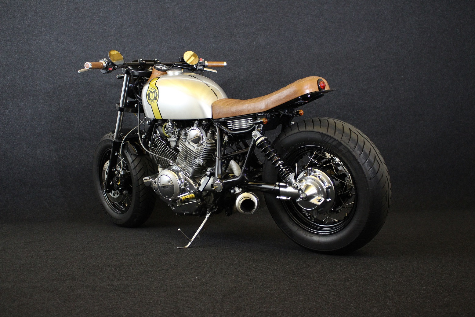 Einzigartiges mit Stil Yamaha Virago 1100 Umbau auf Cafe Racer Bobber bei UNIKATOO