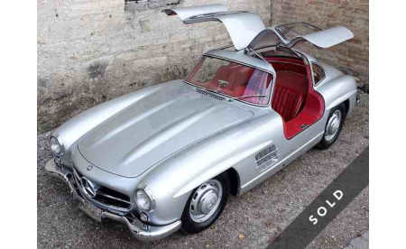 Mercedes-Benz 300 SL - Gullwing