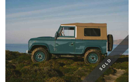 LAND ROVER D90 HERITAGE MARINE BLUE