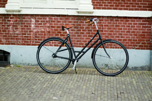 Damenbike "Amsterdam" schwarz - Seitenansicht 