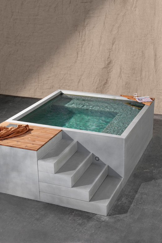 Schlicht und elegant unser Mini Pool SALAM aus Beton