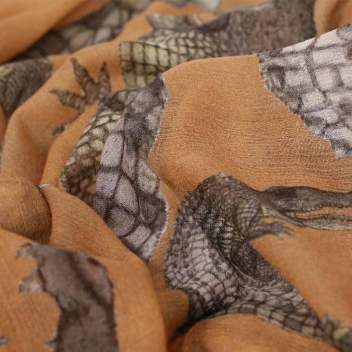 Crocodile Scarf jute 4