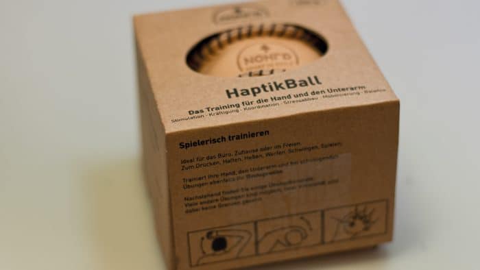 HaptikBall aus Echtleder 3